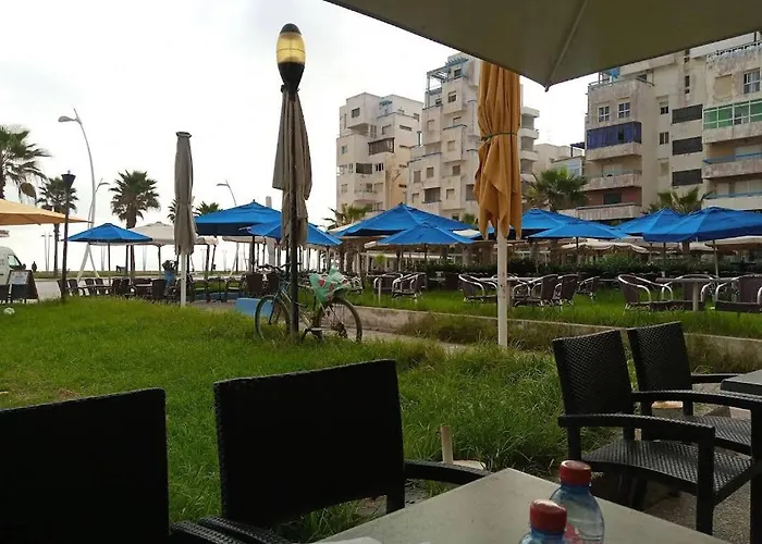 Apartment 20M From Martil Beach